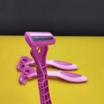 ژیلت مستر شیو سنس 3 تایی 3 لبه جلد صورتی - Image 3