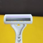 ژیلت مستر شیو فریدم 3 تایی 3 لبه جلد سفید بنفش - Image 3